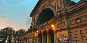 OLYMPUS DIGITAL CAMERA